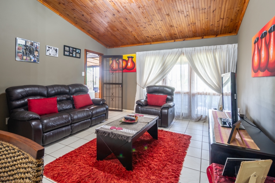 3 Bedroom Property for Sale in Sedgefield Central Western Cape